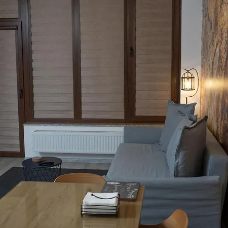 Alex's Penthouse 3 Apartment *