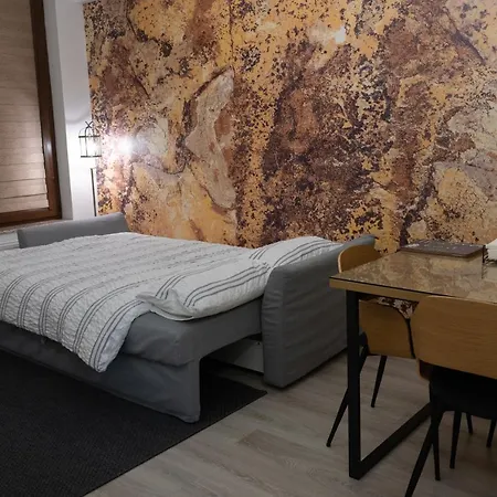 Alex's Penthouse 3 Apartment